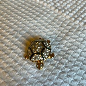 Vintage Roman pave rhinestone turtle pin. Gold tone.